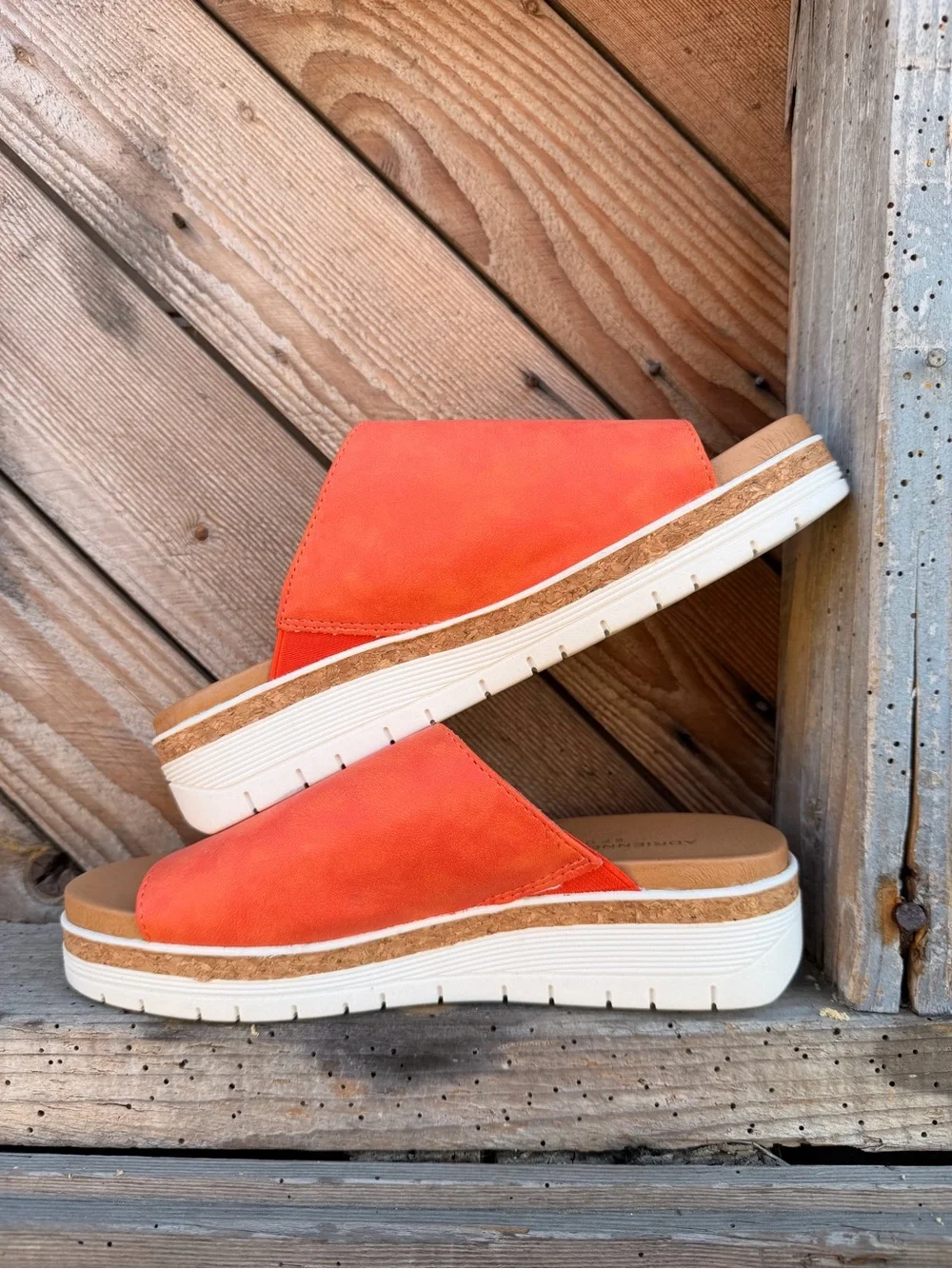 Adrienne Vittadini stylish slide
